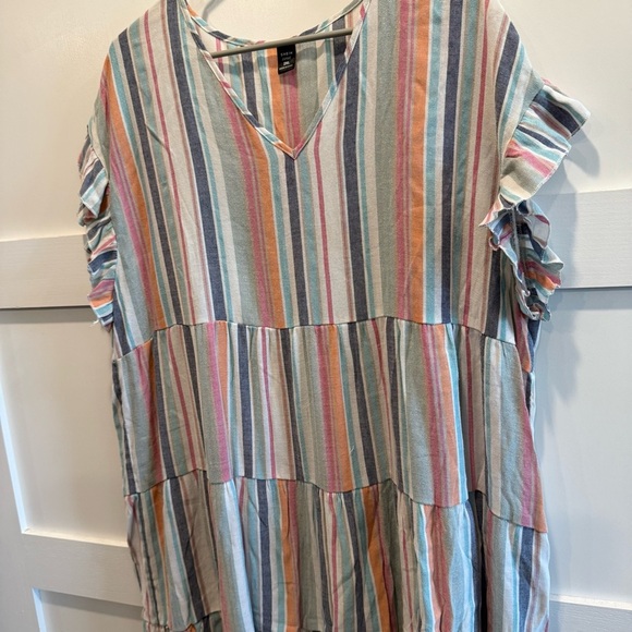 SHEIN Multicolor Striped V-Neck Top - Picture 2 of 7
